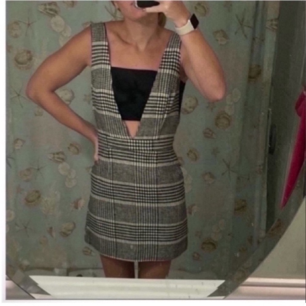 Plaid plunge v neck mini dress - Picture 2 of 3